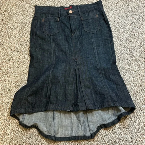 Levi’s - Denim Fishtailed Skirt - High/Low hemline - SZ10 - Picture 1 of 6